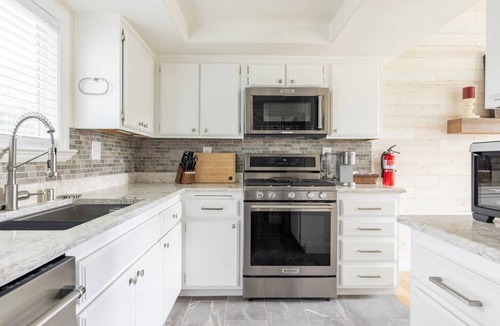 Arroyo Grande Condo | Beach & BBQ Oasis: Golf, Wineries, EV charging