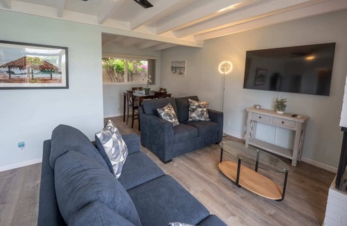 Beach Barber Tract Apartment | Beach Cottage 2 Bedrooms above Marine Street!