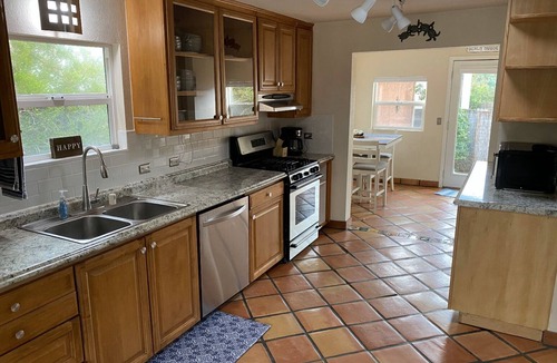 Cayucos House | Beach House, 1 block to beach, walk to town, great outdoor space