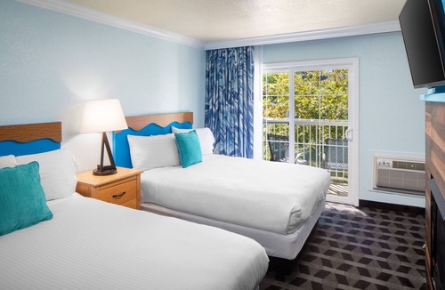 Bijou Park Resort | Beach Retreat & Lodge at Tahoe