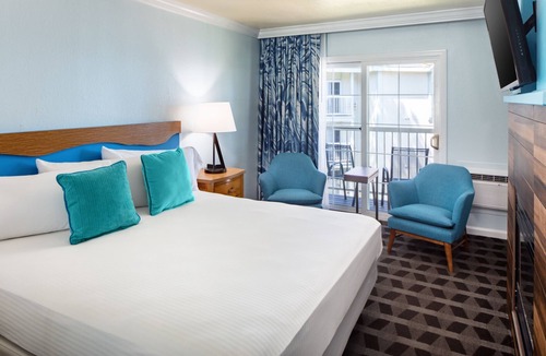 Bijou Park Resort | Beach Retreat & Lodge at Tahoe