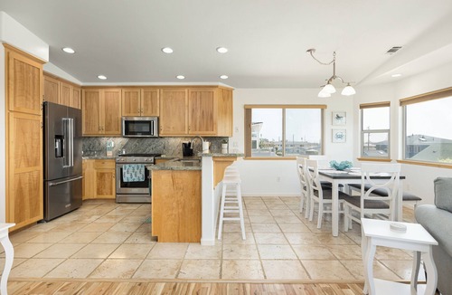 Morro Bay House | Beach Retreat Rock & Ocean Views