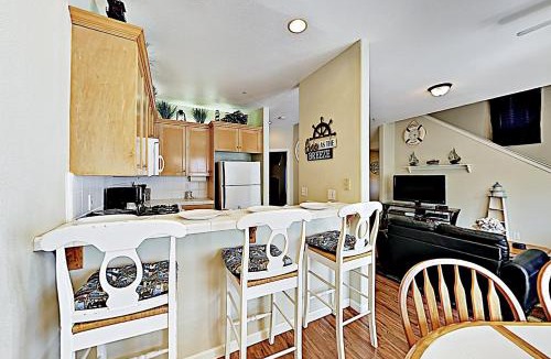 Downtown Apartment | Beach Retreat