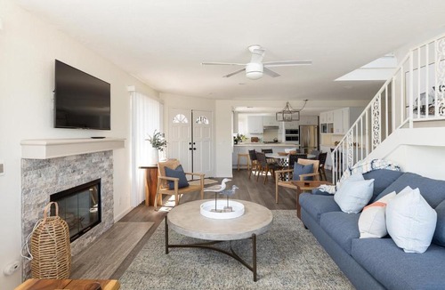 Mission Beach House | Beachhaven Bay