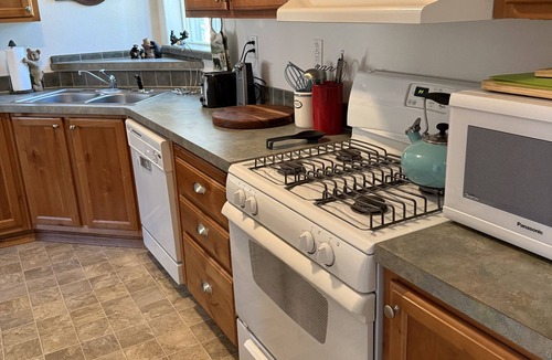 Peninsula Village House | Bear Necessities n2 bed 2 bath located on the Peninsula at Lake Almanor Ca.