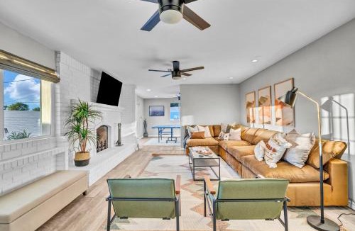 New Papago Parkway House | Beatrice Mini-Resort Scottsdale