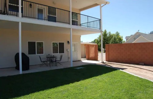 St. George Apartment | Beautiful 3-Bedroom Guest Suite