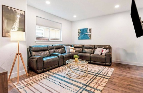 Boyd Acres House | Beautiful 3-bedroom house in charming Bend