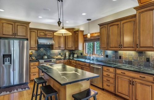 Lake Davis House | Beautiful 3 Bedroom Mountain Paradise near Lake Davis