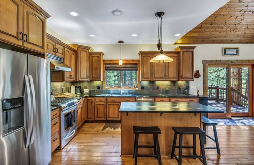 Lake Davis House | Beautiful 3 Bedroom Mountain Paradise near Lake Davis