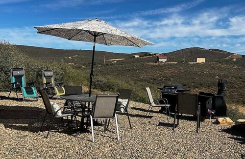 Dewey-Humboldt RV Rental | Beautiful 35' RV escape with scenic views, BBQ, fireplace, pet friendly