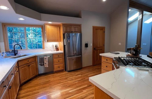 Sunriver Resort | Beautiful 4-bedroom home in Sunriver Resort w AC, Spa, Bikes - Adventure Ready!