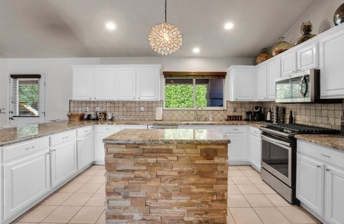 Bermuda Dunes House | Beautiful and Private 4 Bedroom Private Pool Home