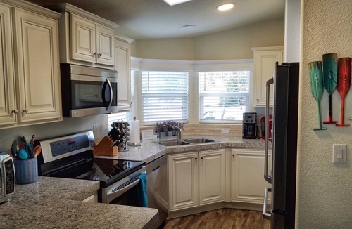 Paso Robles House | Beautiful, brand new manufactured home on the south shore of Lake Nacimiento.