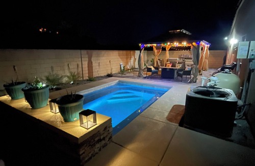 Bullhead City House | Beautiful Bullhead City Home Built-In Pool, BBQ, Covered Patio, 4 Mins to River