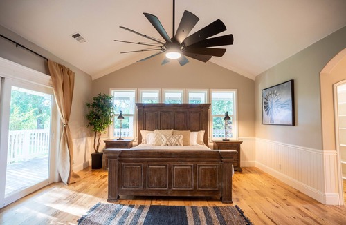 Bella Vista House | Beautiful Country Home on 2.5 Acres, Nice Furniture, Over 3500 sq ft - Game Area