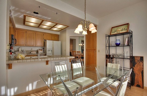 North San Jose House | Beautiful Executive Office Townhouse Next to a Quiet Walking Trail