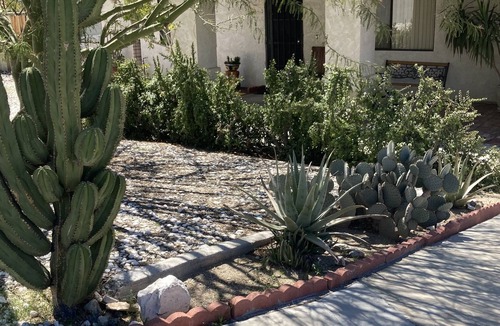 Desert Hot Springs House | Beautiful foothill home near Hiking Golf Mineral Spas Shops Restaurants Festival