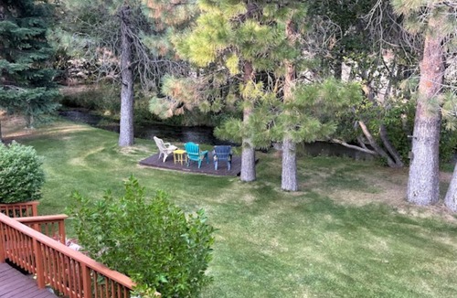 Viola Cabin | Beautiful home minutes to Mt. Lassen, hunting, Pacific Crest Trail and fishing