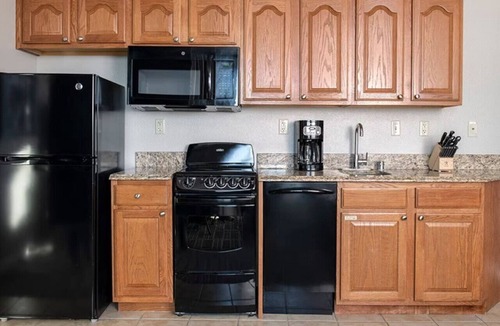 Paradise Condo | Beautiful Hotel in Las Vegas 1BD near The Strip