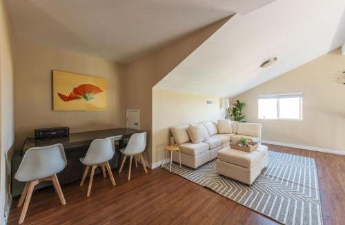 Monterey Park House | Beautiful Monterey Park Home With a View, Backyard and BBQ