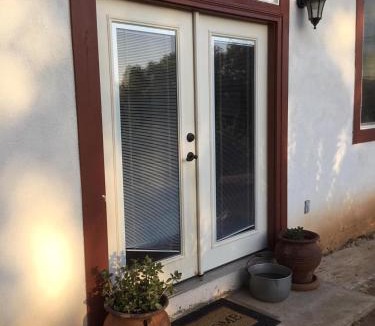 Fallbrook House | Beautiful new detached casita nestled in scenic southern CA foothills!