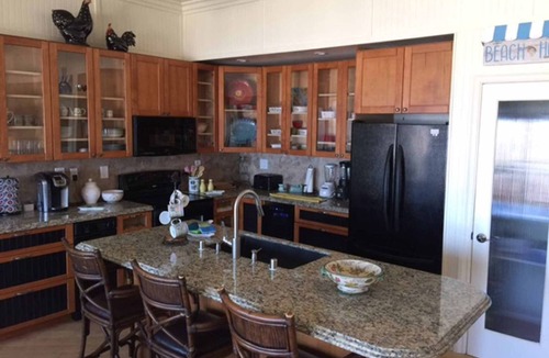 Imperial Beach Condo | Beautiful ocean view condo with communal pool & hot tub