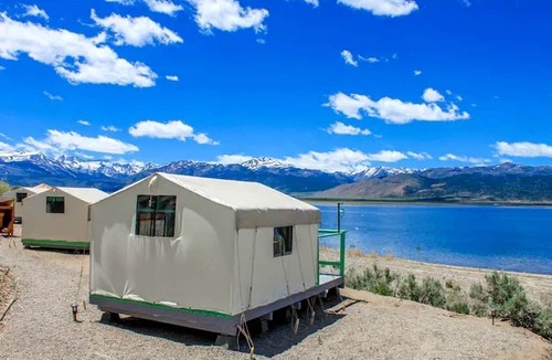 Bridgeport RV Rental | Beautiful Tented Cabin with Stunning Reservoir Views for a Unique Glamping Getaway in Bridgeport, California