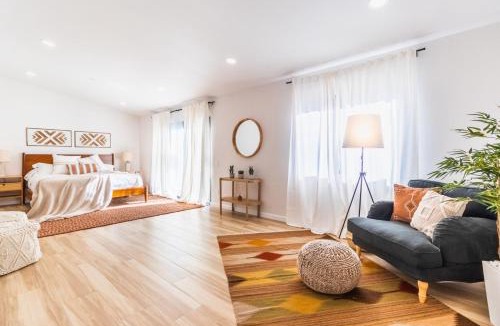 Palm Springs Villa | Beautiful villa with private pool