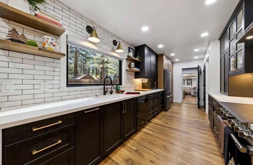 Al Tahoe Cabin | Beautifully Redesigned 5Br, Near Lake and Heavenly