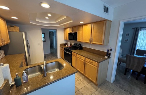 Cathedral City Condo | Beautifully renovated condo on the golf course