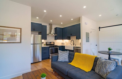 South Park Apartment | Beechwood One Bedroom With Washer Dryer Heart Of South Park