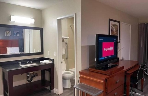 Tustin Hotel | Bel Air Motor Hotel