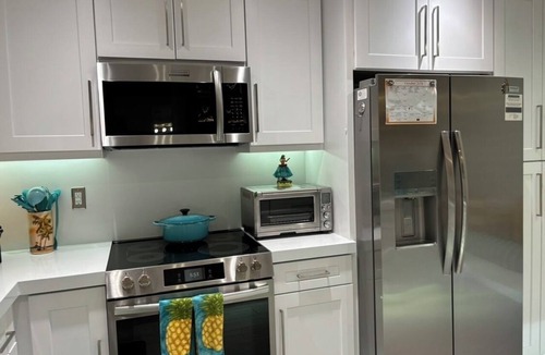 Palm Desert Condo | BEST in Monterey Country Club-South-New Remodel-2024-STR or monthly-185 Gran Via