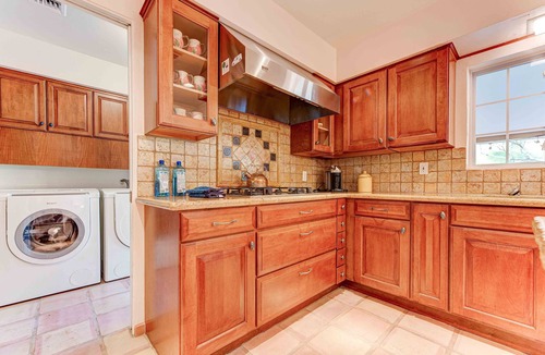 Tierra Feliz House | BEST Location!!Relaxing Villa Getaway