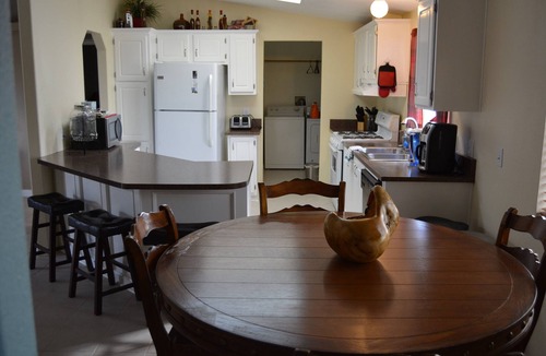 Pahrump House | ! BEST Long Term in town. Spring Mountain, Death Valley - Retreat