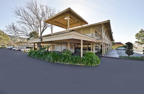 Fairfield Hotel | Best Western Cordelia Inn