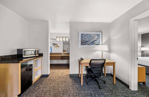 Medford Hotel | Best Western Horizon Inn