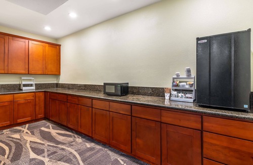 Martinez Hotel | Best Western John Muir Inn