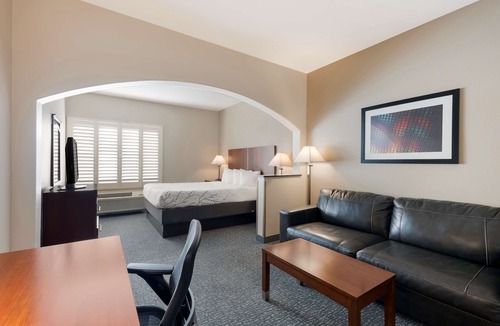 East San Jose Hotel | Best Western Lanai Garden Inn & Suites
