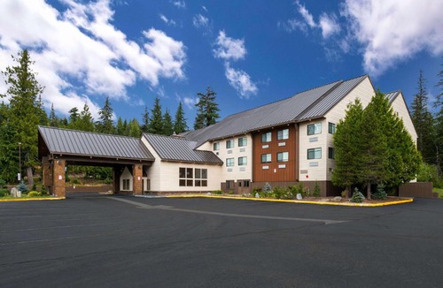Government Camp Hotel | Best Western Mt. Hood Inn