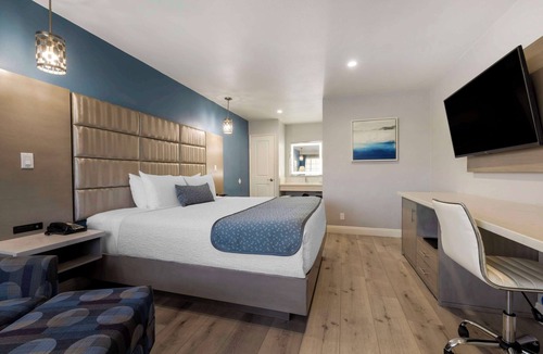 Orange Hotel | Best Western Orange Plaza
