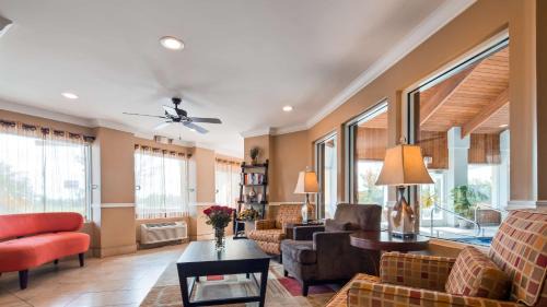 Corning Hotel | Best Western Plus Corning Inn