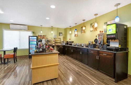 Benicia Hotel | Best Western Plus Heritage Inn