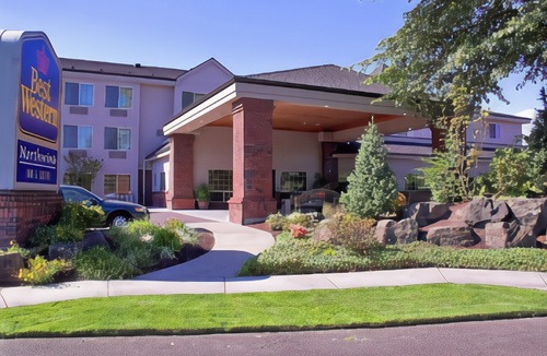 Bull Mountain Hotel | Best Western Plus Northwind Inn & Suites