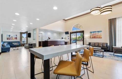 Miramar Hotel | Best Western San Diego/Miramar Hotel