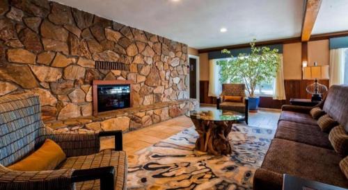 Fort Bragg Hotel | Best Western Vista Manor Lodge