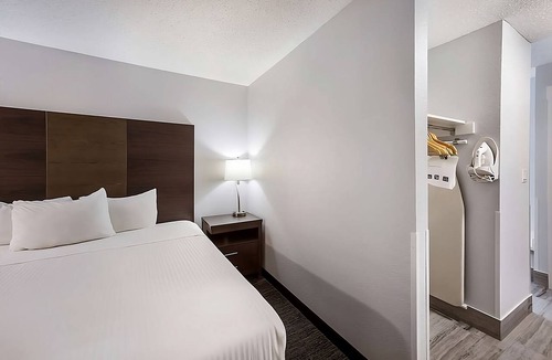 Grants Pass Hotel | Better Choice For Your Vacation! Explore and Enjoy the Beauty of Grants Pass!