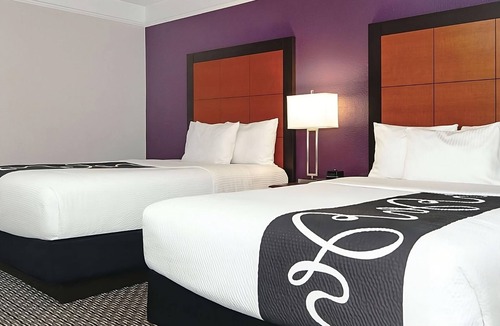 Guasti Hotel | Better Choice For Your Vacation! 2 Pet-friendly Units, Spacious and Relaxing!