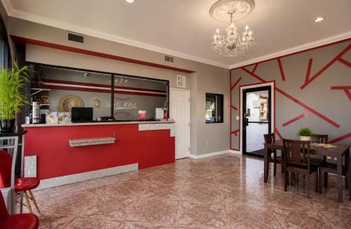Orange Hotel | Big A Motel & Suites Near Disneyland Orange County